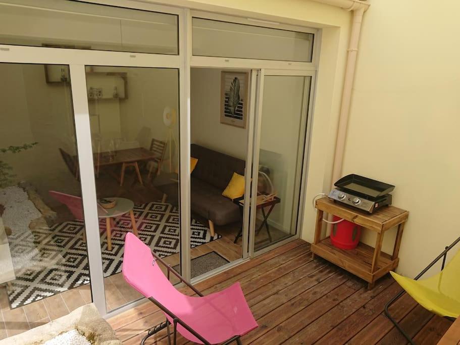 Maison De Ville En Plein Coeur De Жонзак Екстериор снимка